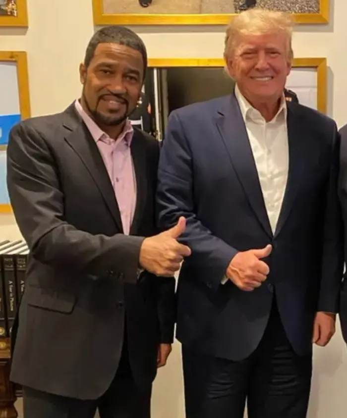 “Kirk Is an A-Hole”— Pastor Darrell Scott Blasted Charlie Kirk For Attacking MLK (meidastouch.com)